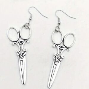 Scissor dangle style earrings